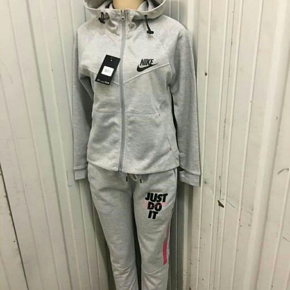 Nike Other - Women's tracksuits